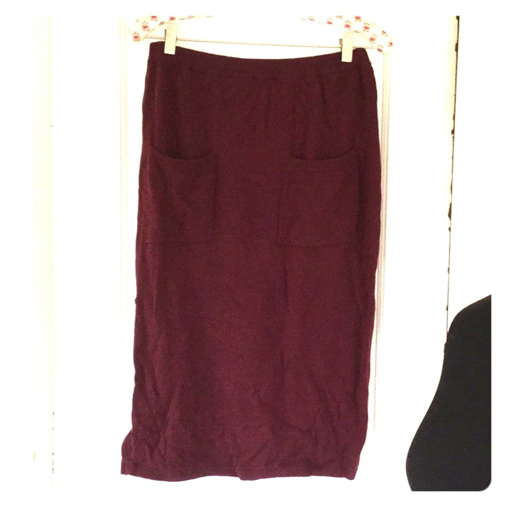 Anthropologie maroon midi sweater skirt Sz L
